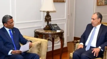 وزير الخارجية يبحث تعزيز التعاون الثنائي مع سيشل لتعميق العلاقات الدبلوماسية 1